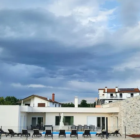 Mare E Monti With Heated Pool *